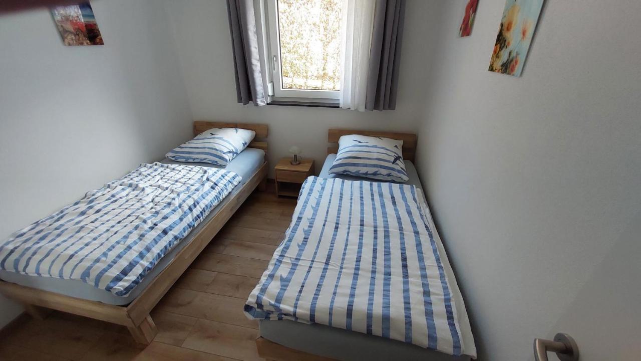 Ferienwohnung Claudia Mit Terrasse Nussdorf am Attersee Exterior photo
